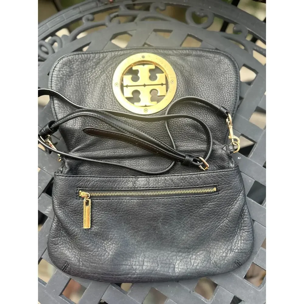 Tory Burch Amanda Black Pebbled Leather Gold Crossbody Shoulder Bag Clutch Purse